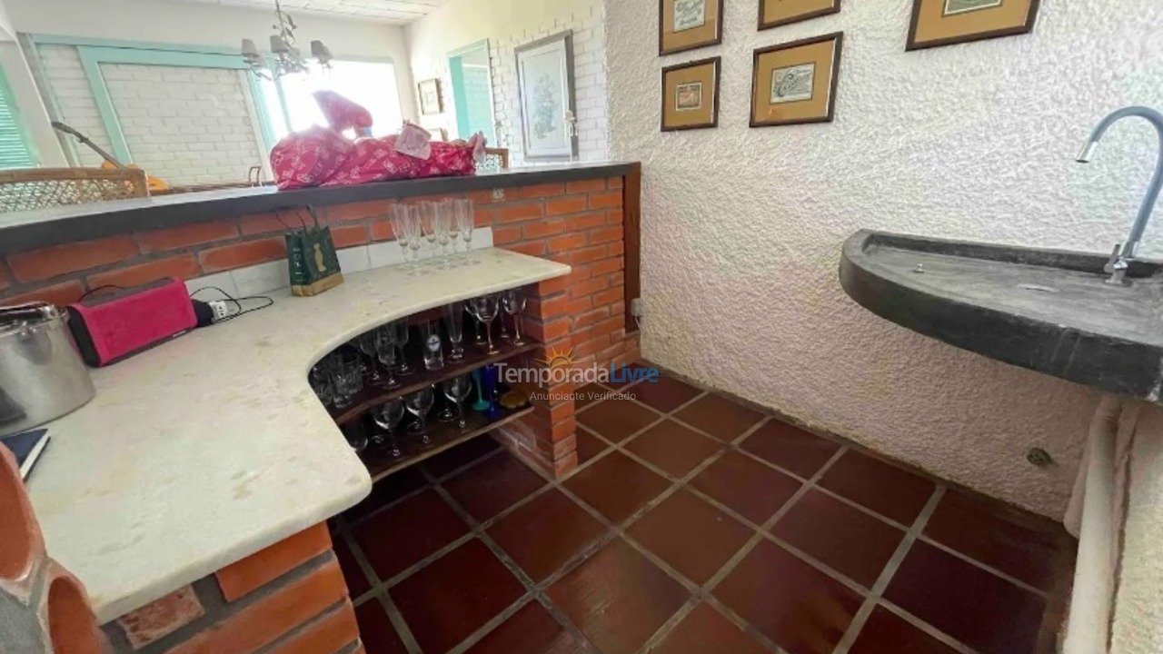 Casa para aluguel de temporada em Florianopolis (Praia dos Ingleses)