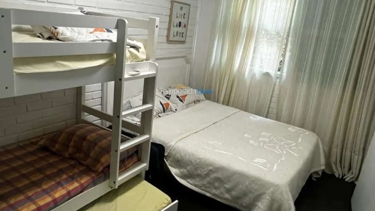 Casa para aluguel de temporada em Florianopolis (Praia dos Ingleses)