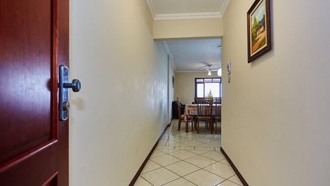 509 - Apartamento com vista para o Mar e Avenida Principal