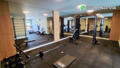 Apartamento 02 quartos, 5 pessoas, perto do mar em Ingleses