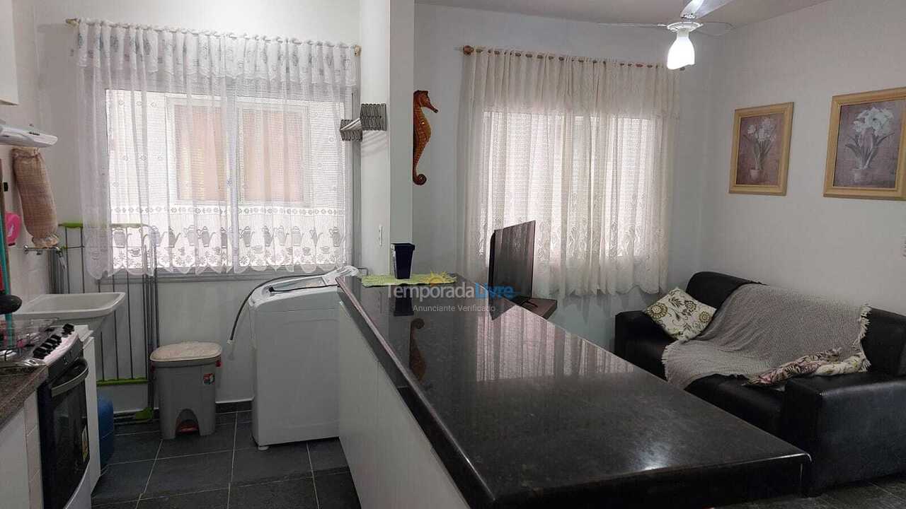 Apartamento para aluguel de temporada em Ubatuba (Praia Grande)