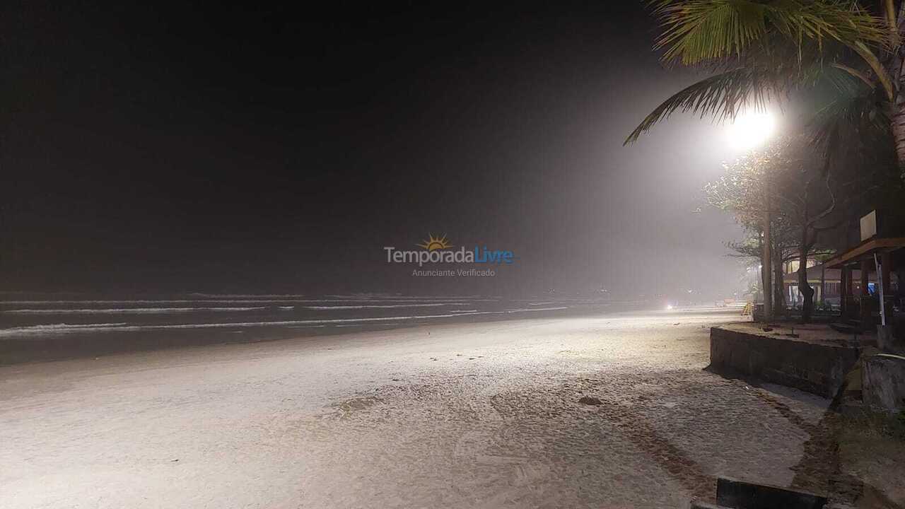 Apartamento para aluguel de temporada em Ubatuba (Praia Grande)