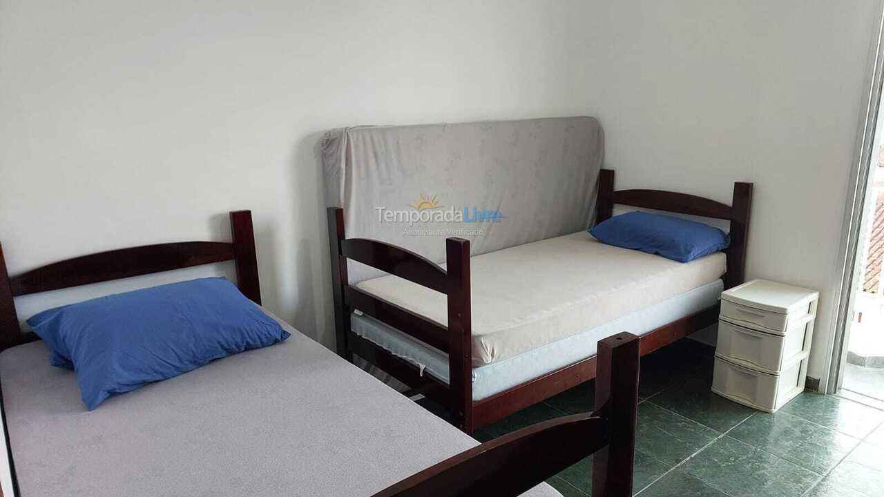 Apartamento para aluguel de temporada em Ubatuba (Praia Grande)