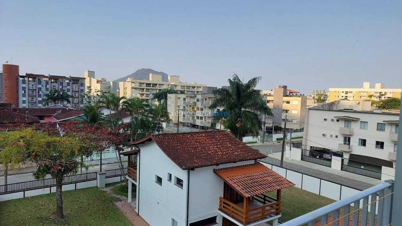 Apartamento para aluguel de temporada em Ubatuba (Praia Grande)