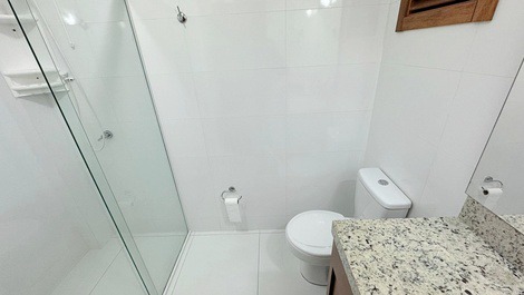 Ed. Acacias: 3 habitaciones bloquean mar // aire acondicionado // wifi
