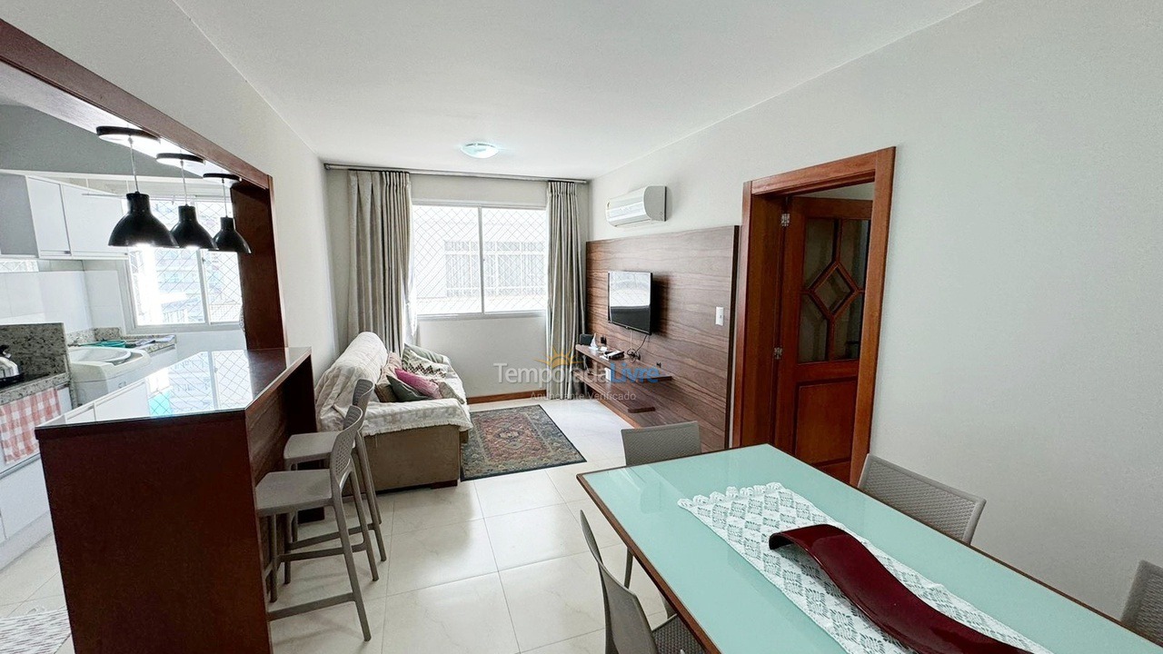 Apartamento para alquiler de vacaciones em Balneário Camboriú (Praia Central)