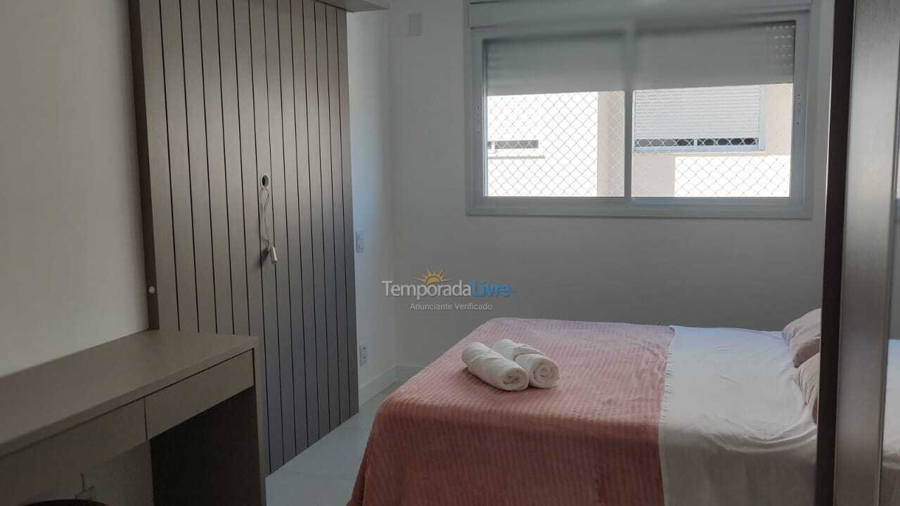 Apartamento para aluguel de temporada em Florianopolis (Praia dos Ingleses)