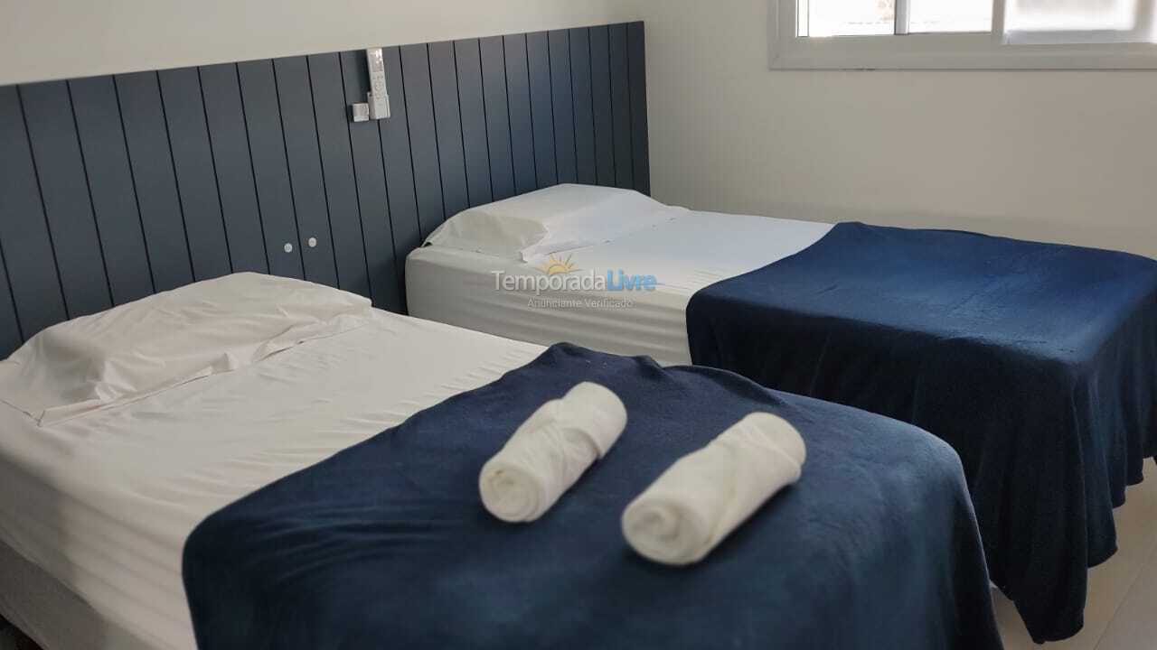 Apartamento para aluguel de temporada em Florianopolis (Praia dos Ingleses)