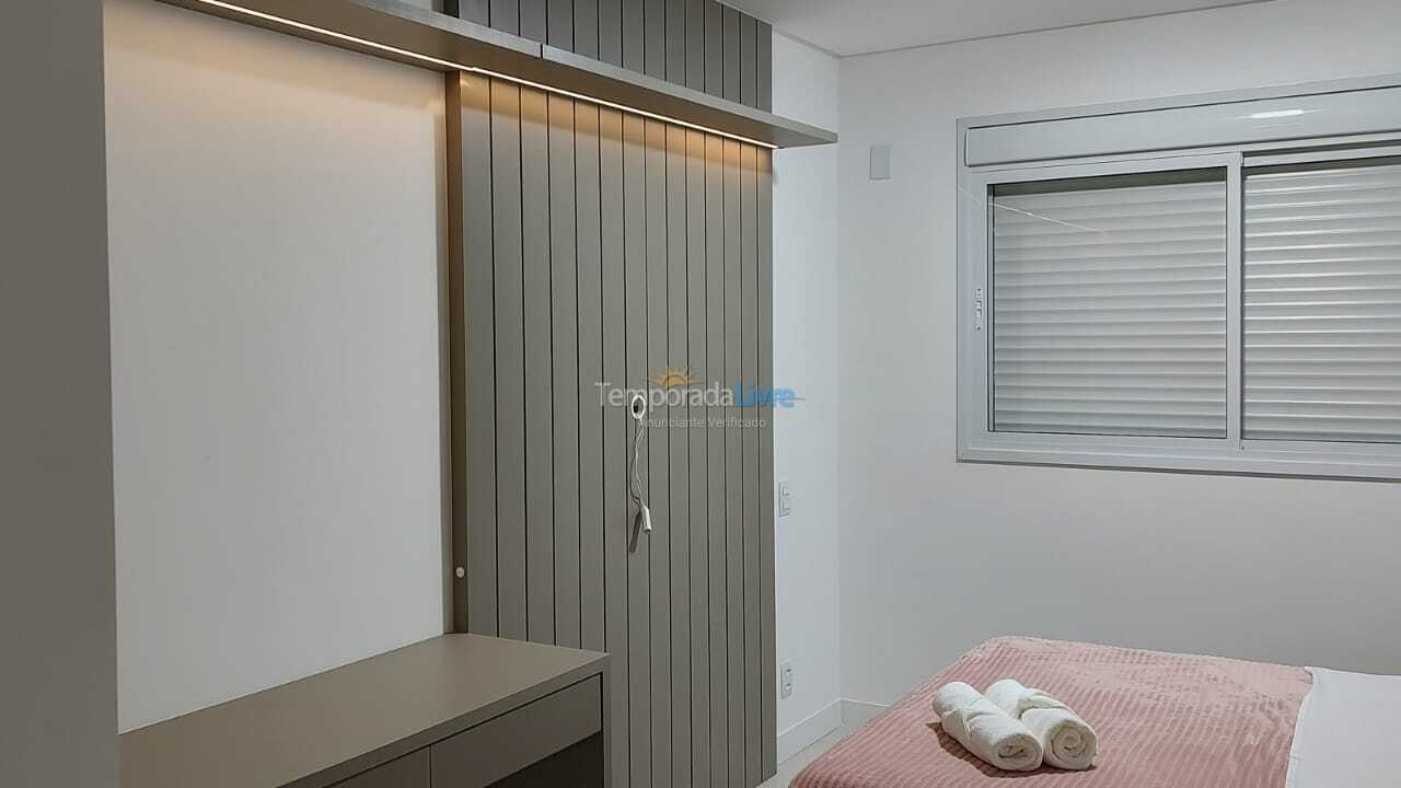 Apartamento para aluguel de temporada em Florianopolis (Praia dos Ingleses)