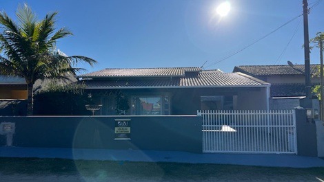 Casa para alugar em São Francisco do Sul - Prainha