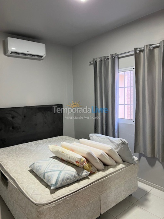 Casa para aluguel de temporada em São Francisco do Sul (Prainha)