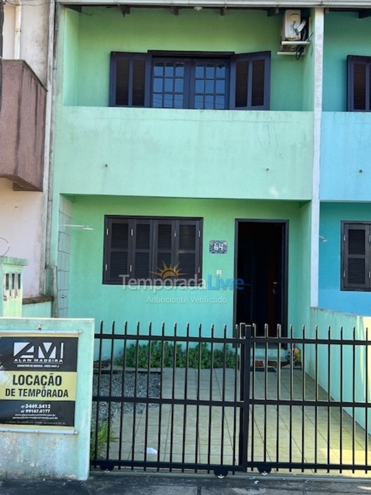 Casa para aluguel de temporada em São Francisco do Sul (Prainha)