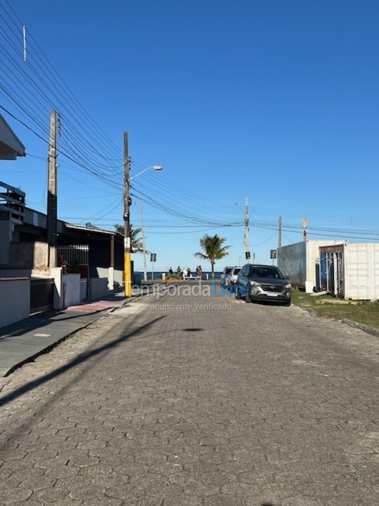 Casa para aluguel de temporada em São Francisco do Sul (Prainha)