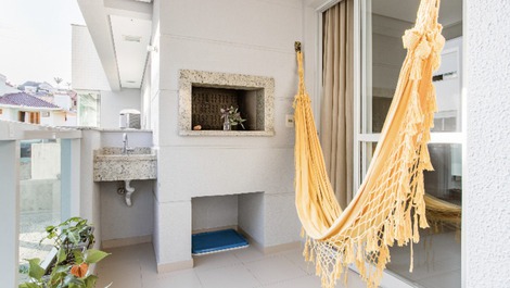 Apto Moderno e Aconchegante