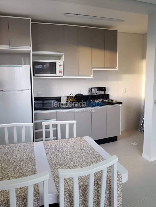 Apartamento para aluguel de temporada em Florianopolis (Praia dos Ingleses)