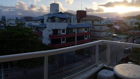 Apartamento com 02 dormitórios na praia dos ingleses
