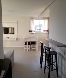Apartamento com 02 dormitórios na praia dos ingleses
