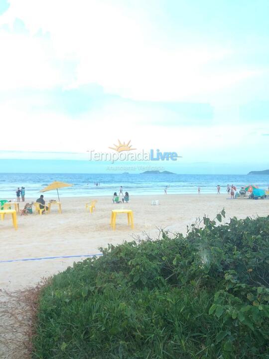Casa para aluguel de temporada em Florianopolis (Praia dos Ingleses)