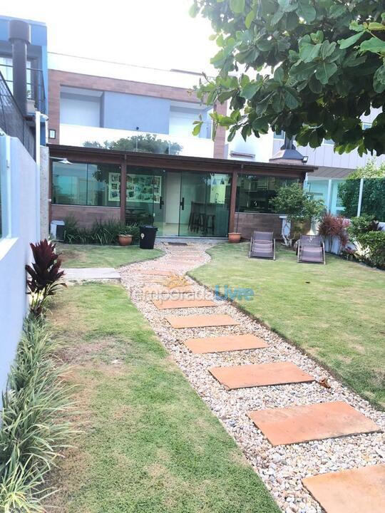 Casa para aluguel de temporada em Florianopolis (Praia dos Ingleses)