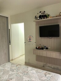 APARTMENT FOR 6 PEOPLE ON THE MAIN AVENUE OF MEIA PRAIA