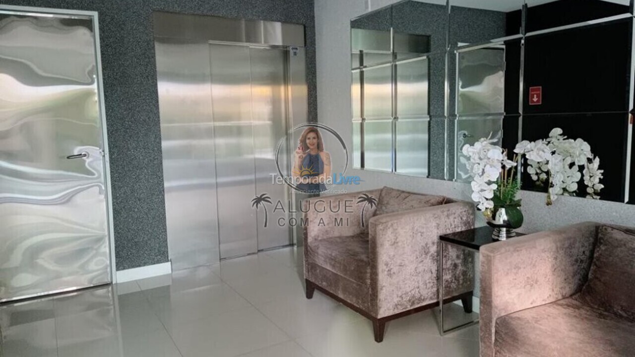 Apartamento para aluguel de temporada em Itapema (Meia Praia)