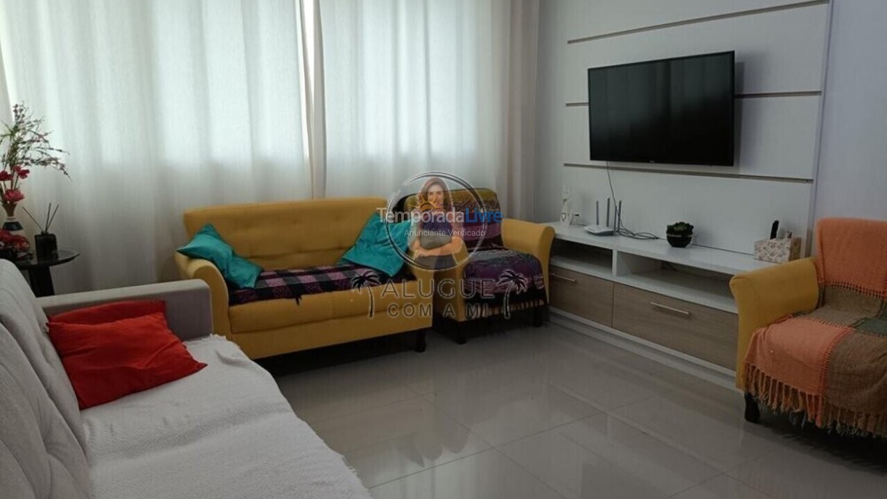 Apartamento para aluguel de temporada em Itapema (Meia Praia)