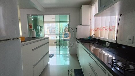 APARTAMENTO PARA 7 PESSOAS NA MEIA PRAIA