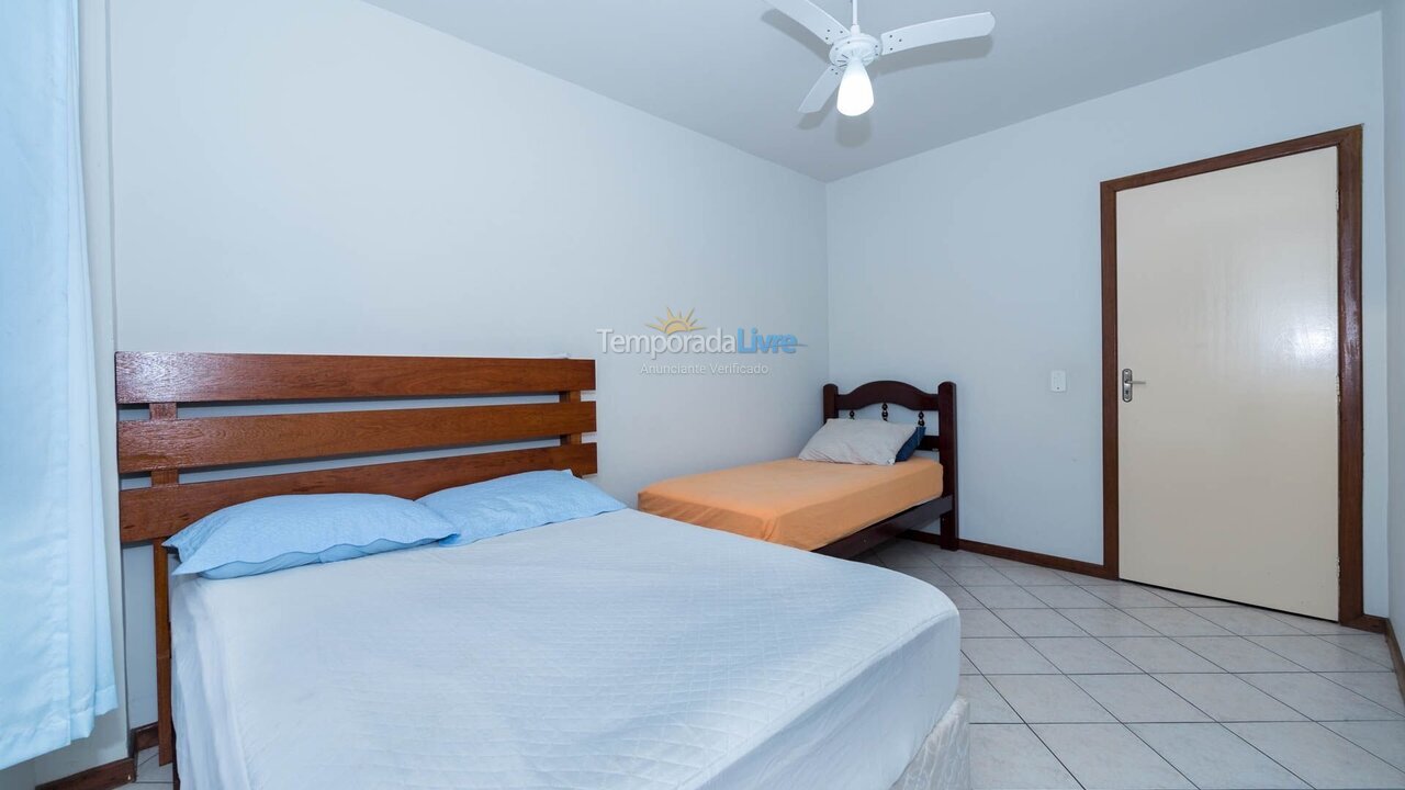 Apartamento para alquiler de vacaciones em Bombinhas (Praia de Bombas)