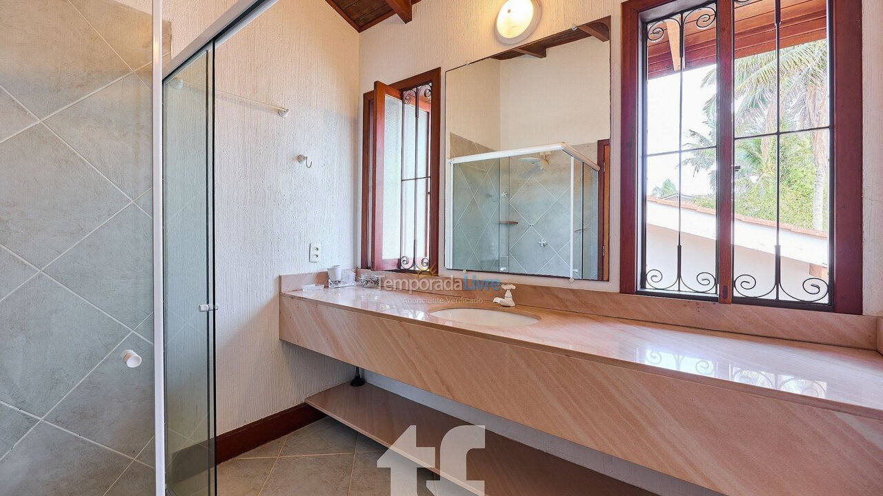 Apartamento para alquiler de vacaciones em Ubatuba (Praia do Lázaro)