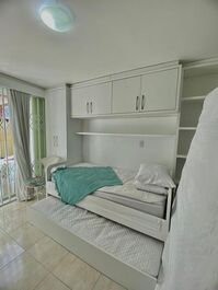 Beautiful Apartment in the Center of Bombinhas