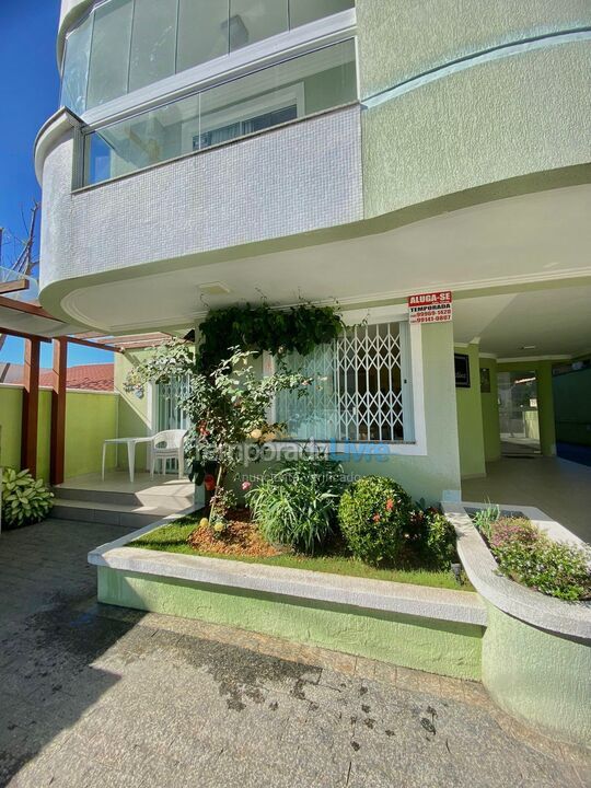 Apartment for vacation rental in Bombinhas (Praia de Bombinhas)