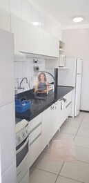 APARTMENT IN THE CENTER OF BOMBINHAS WITH 2 BEDROOMS