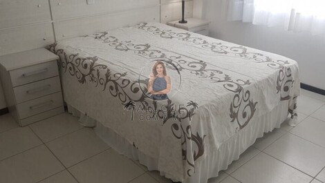 APARTMENT IN THE CENTER OF BOMBINHAS WITH 2 BEDROOMS