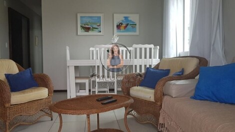 APARTMENT IN THE CENTER OF BOMBINHAS WITH 2 BEDROOMS