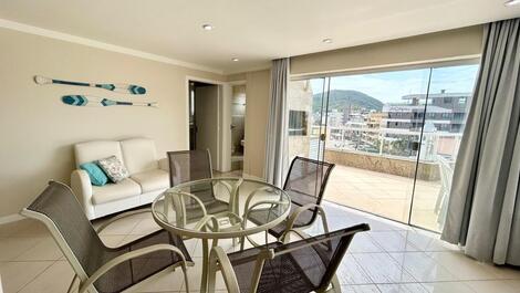 ÁTICO DE 04 DORMITORIOS EN LA PLAYA DE BOMBINHAS (CENTRO)