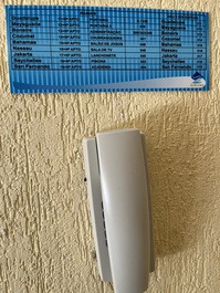 RIVIERA: Cerca de la playa y del centro comercial, Suite 2Dormitorios, Aire, 2Gr, 8Casas, M3