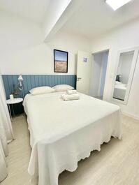 ÁTICO DE 6 SUITES CON VISTAS AL MAR EN LA PLAYA DE BOMBAS