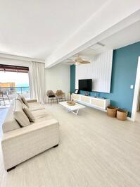 ÁTICO DE 6 SUITES CON VISTAS AL MAR EN LA PLAYA DE BOMBAS