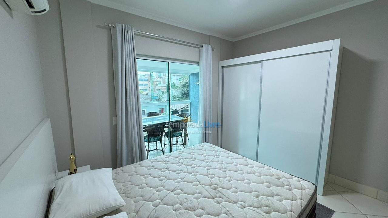 Apartamento para alquiler de vacaciones em Bombinhas (Praia de Bombas)