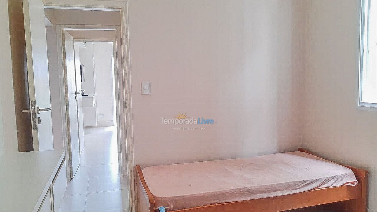 Apartamento para aluguel de temporada em Ubatuba (Praia Grande)