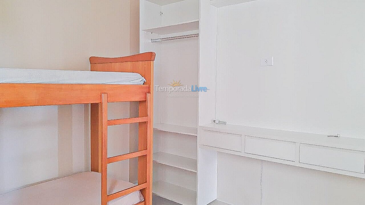 Apartamento para aluguel de temporada em Ubatuba (Praia Grande)