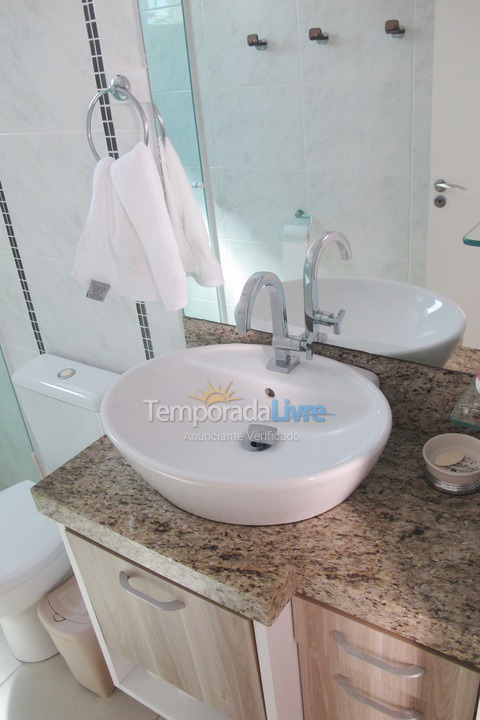 Apartment for vacation rental in Itapema (Meia Praia)