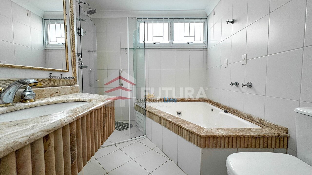 House for vacation rental in Bombinhas (Praia de Bombas)