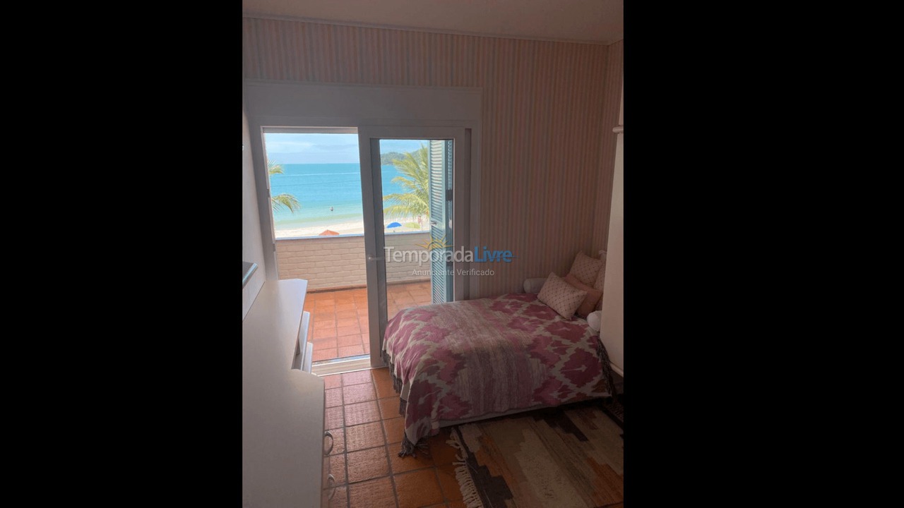 Casa para aluguel de temporada em Bombinhas (Praia de Bombinhas)