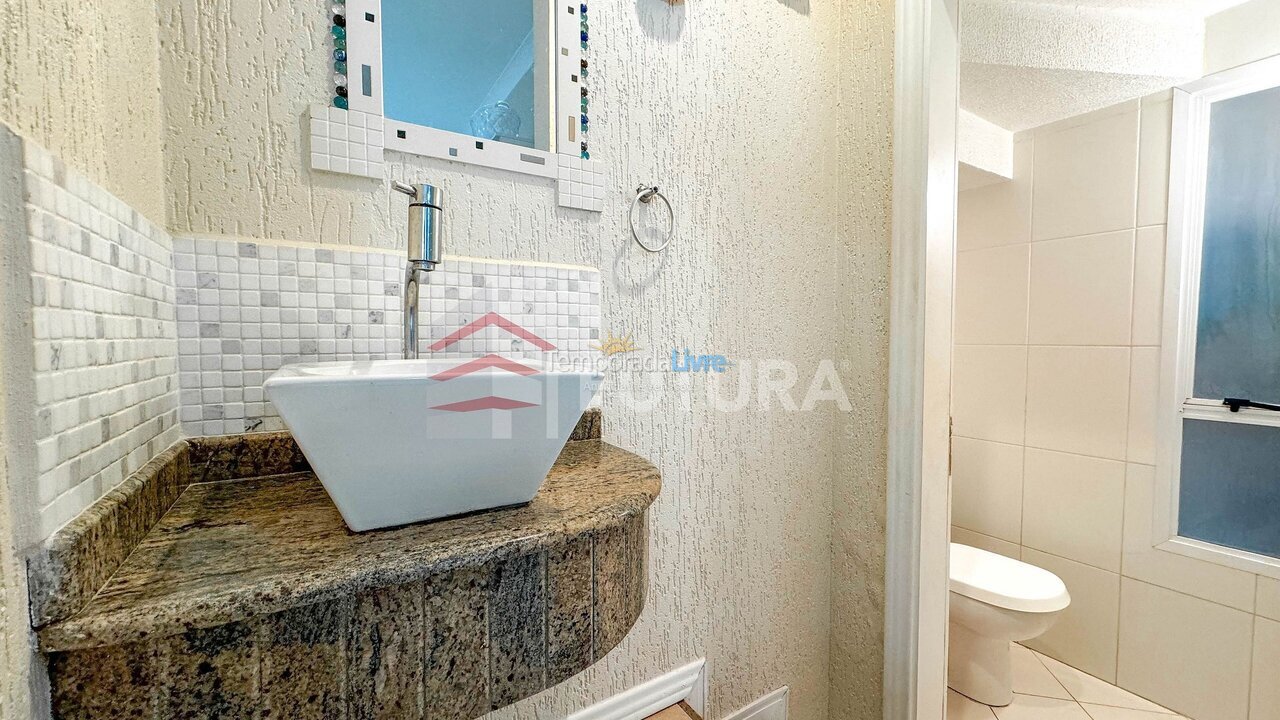 House for vacation rental in Bombinhas (Praia de Bombas)