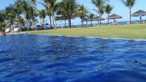 GUARAJUBA (Paraíso dos Corais) - in front of the beach "Pé na Areia ''