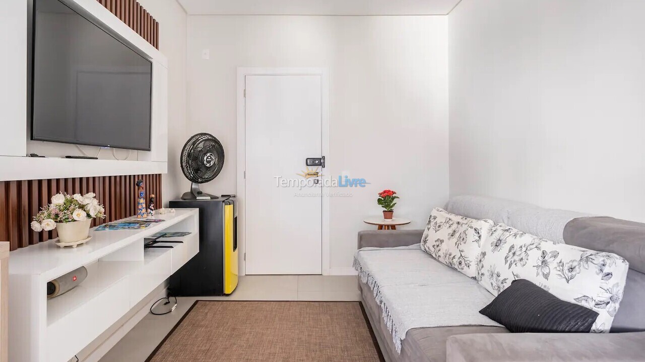 Apartment for vacation rental in Governador Celso Ramos (Praia de Palmas)