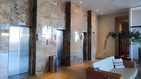 Ap-hotel com vista para o mar, em frente a praia de Ponta Negra 🏖️