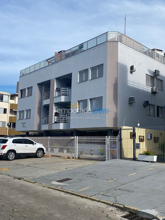 Apartamento para aluguel de temporada em Florianopolis (Praia dos Ingleses)