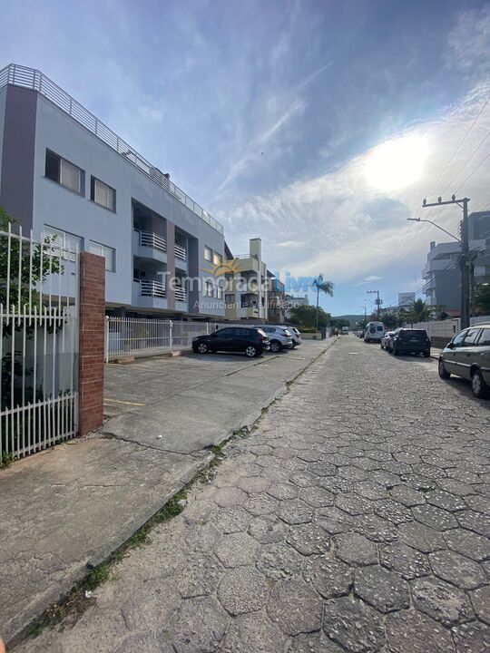 Apartamento para aluguel de temporada em Florianopolis (Praia dos Ingleses)